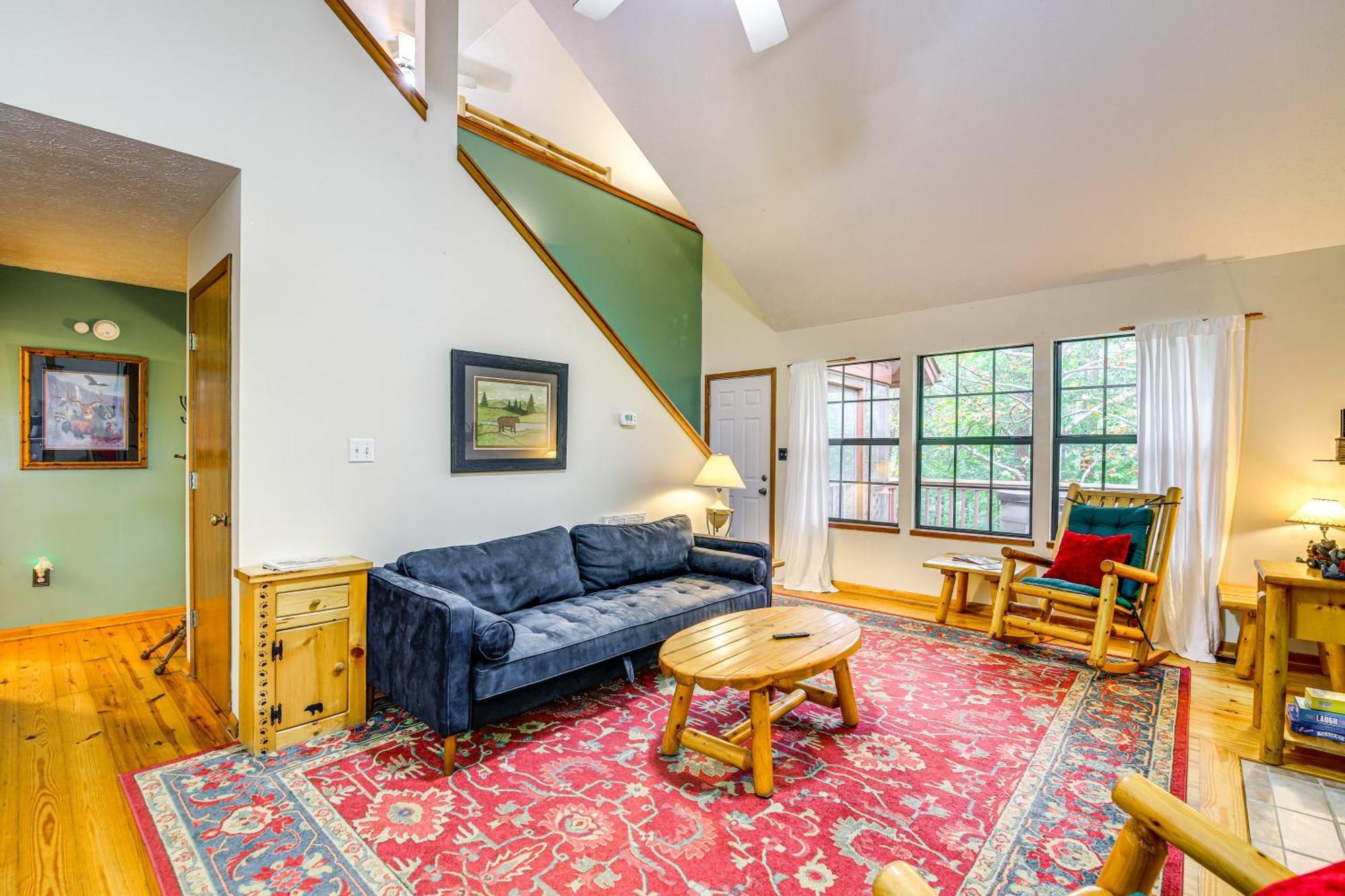 Pet-Friendly Sevierville Rental With Private Hot Tub מראה חיצוני תמונה