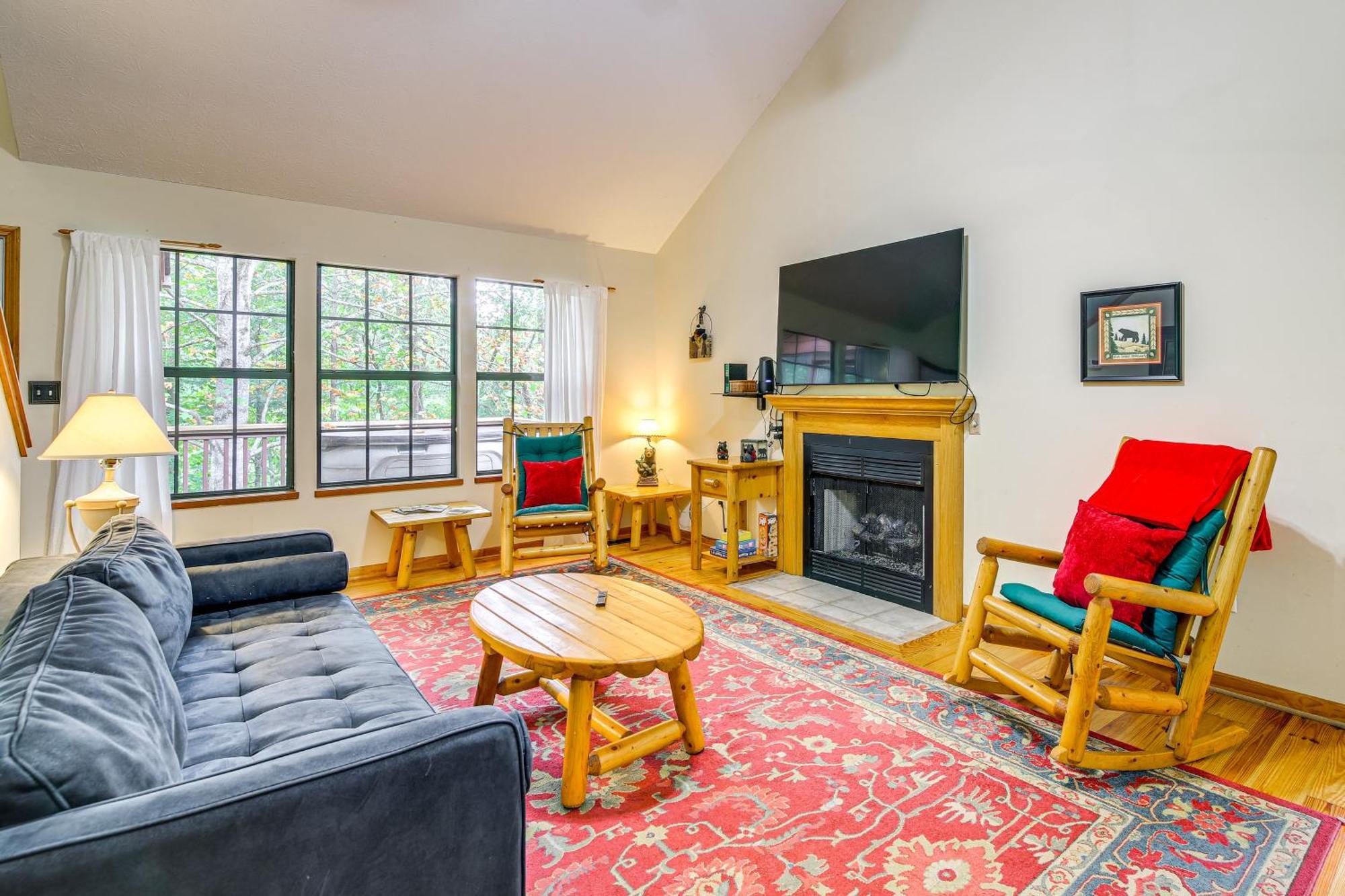 Pet-Friendly Sevierville Rental With Private Hot Tub מראה חיצוני תמונה